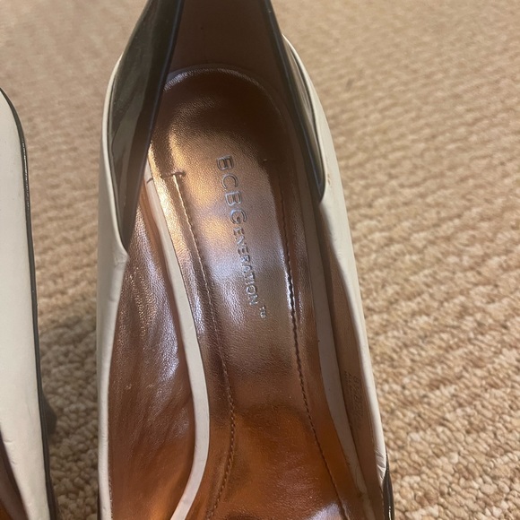 BCBGeneration Colorblock Peep Toe Heels - Picture 6 of 11